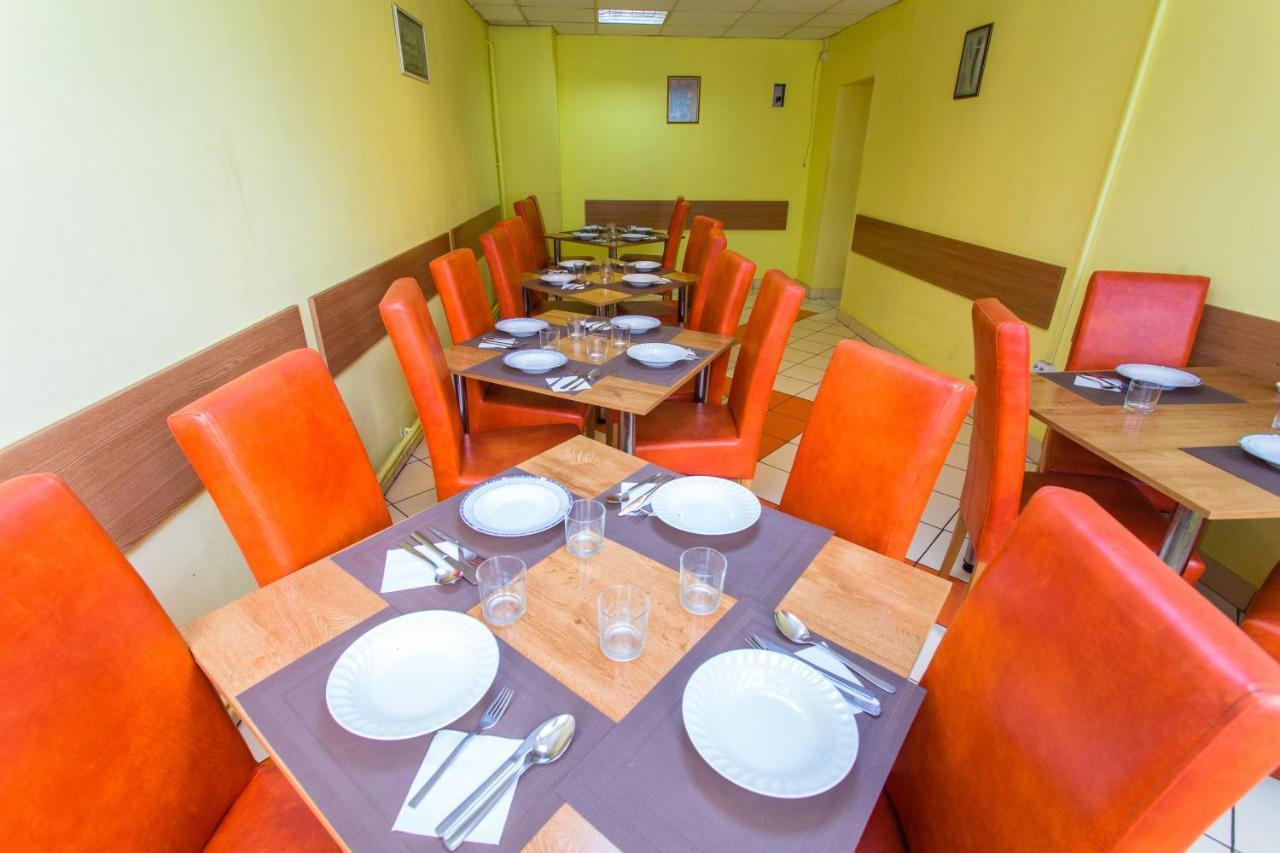 Hostel Horia Plopeni Экстерьер фото