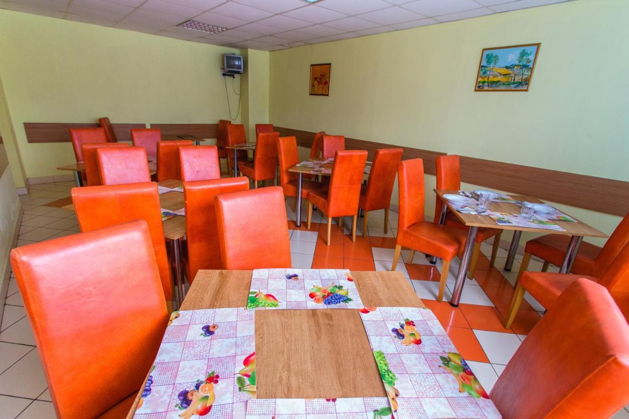 Hostel Horia Plopeni Экстерьер фото